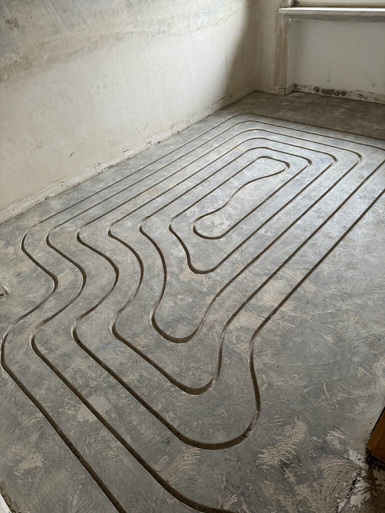 Fußbodenheizung fräsen in Stolberg
